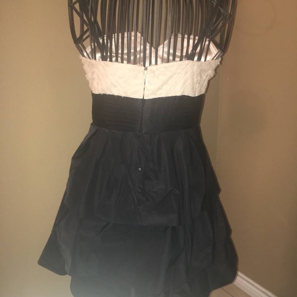 Dress - Picture 2 of 6